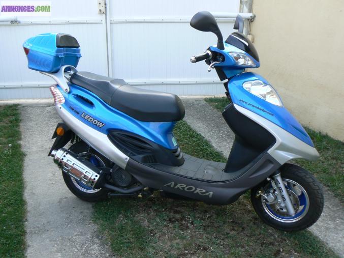 Scooter 125 cm3