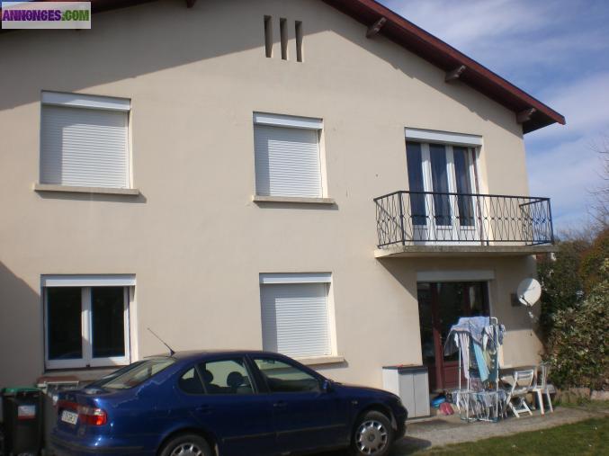 Appartement dans villa