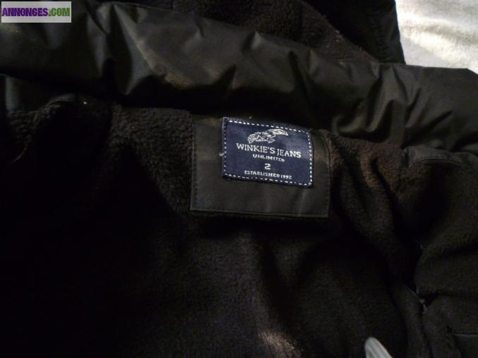 Très belle doudoune 4 ans