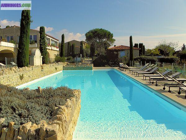 Vente bastidon de Luxe avec piscine à Gordes en Luberon