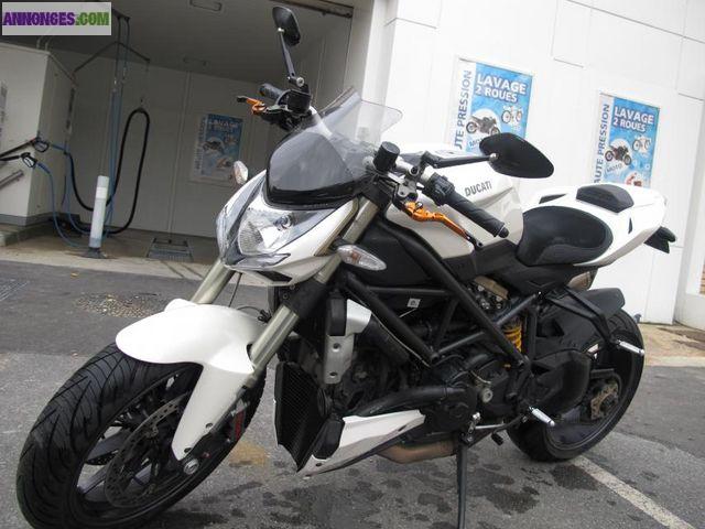 Ducati Streetfighter 1100