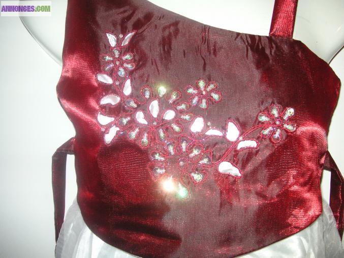 VENDS ROBE DE CEREMONIE ENFANT