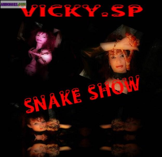 CHARMEUSE DE SERPENTS