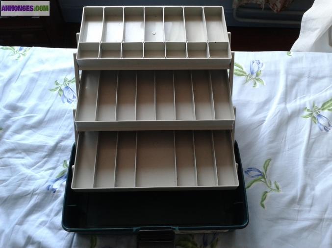 Mallette de pêche de la marque flambeau