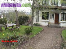 GITES  700 M BORD DE MER 