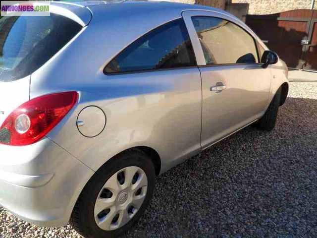 Opel corsa eco flex 23000km année 2010