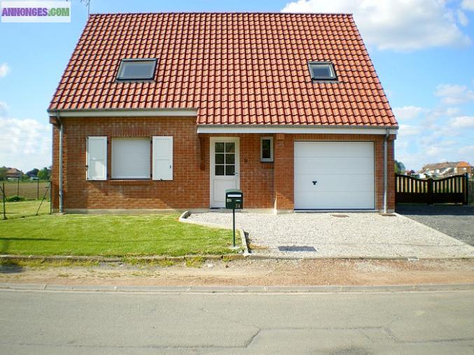 Villa 2009 individuelle s/900m2  1100€