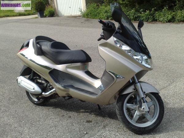 échange piaggio X8 14700kms