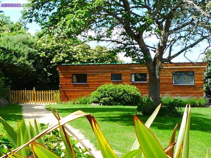 CHALET Bretagne ---- ANVC ---- calme dans un jardin-----10 mn MER