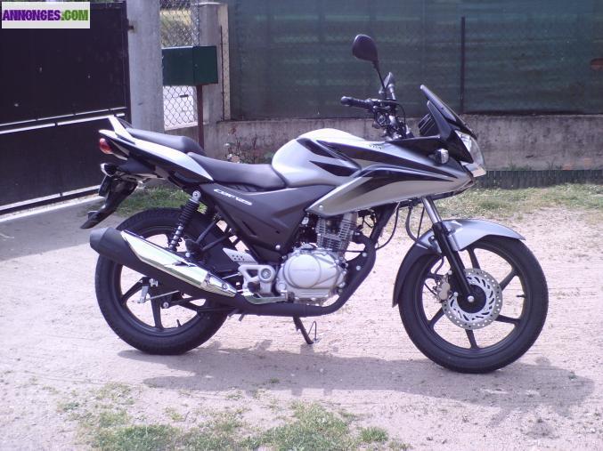 Moto honda 125cc CBF