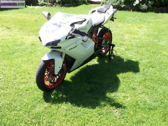 DUCATI 848 EVO
