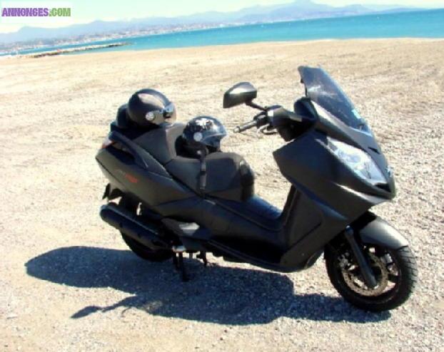 Scooter Peugeot Satelis Rs 500 Comme Neuf