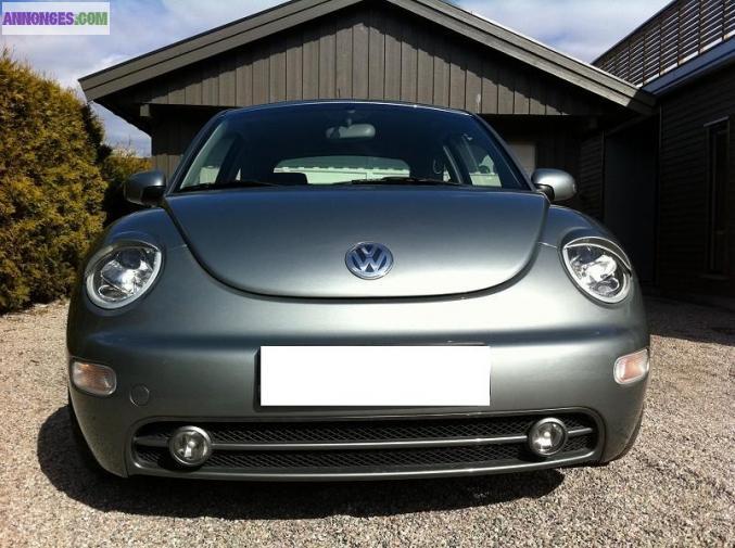 VOLKSWAGEN NEW BEETLE