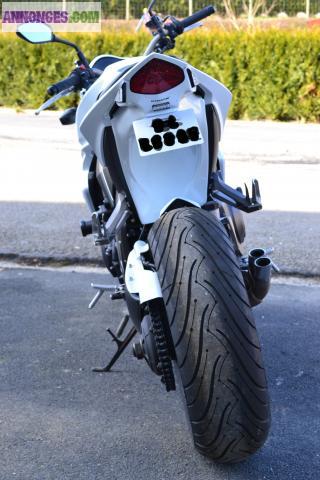 Honda cb1000r abs