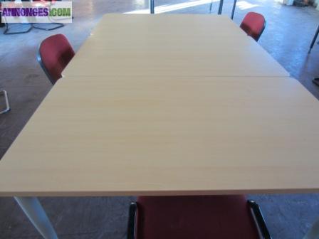 TABLES D ACCUEIL ET DE RÉUNION