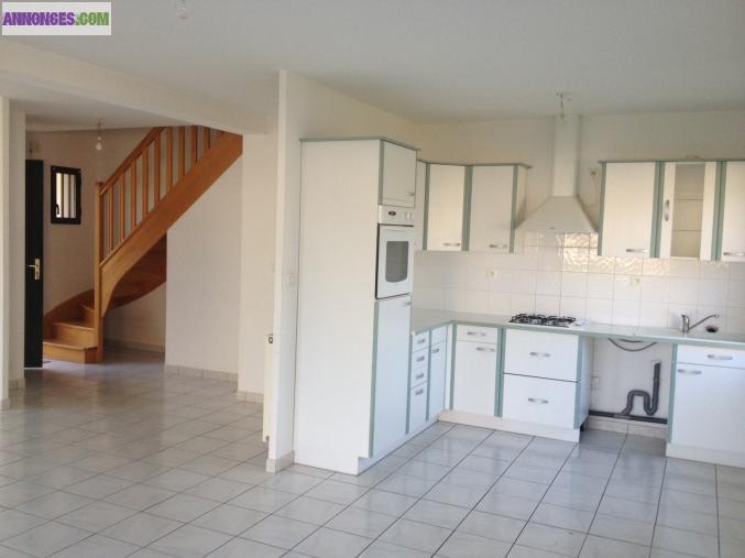 Grande maison 5 chambres à Nouvoitou