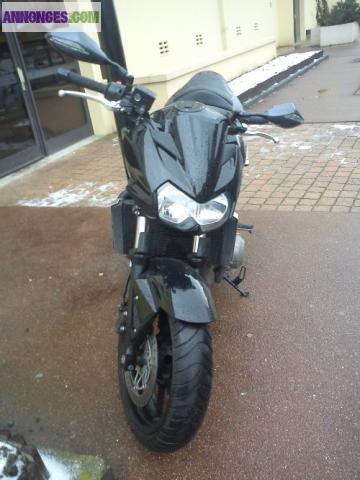 Moto KAWASAKI Z750 N