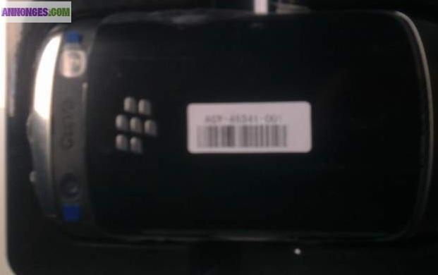 Blackberry Curve 9360 Noir - Neuf encore emballé