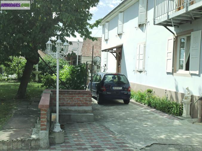 A VENDRE SUPERBE MAISON