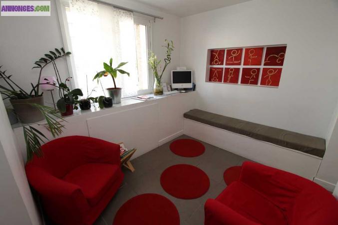 Aix Nord : 500 m CV : bureau pr prof médicale