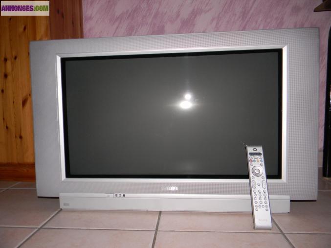 Tv 16/9 82cm philips