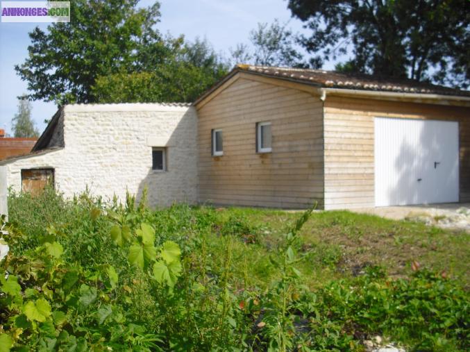 MAISON  DE PLEIN  PIED EN PIERRES
