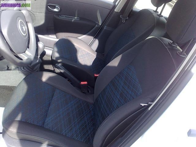 Renault Clio iii 1.5 dci 70 extreme foncee 5p