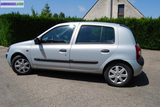 Clio - 2002 - ll (2) 1.2 16s expression 5p