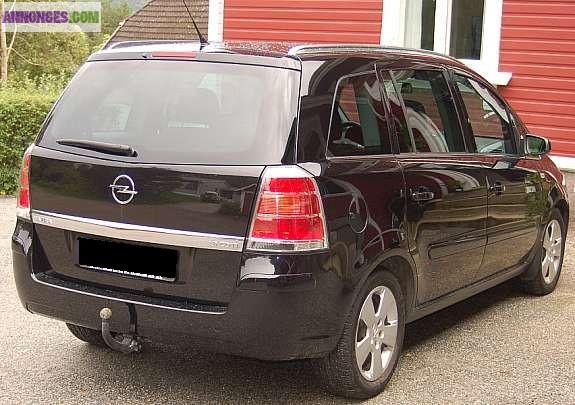 Belle Opel Zafira 2.0 dti