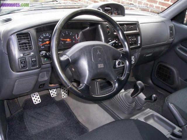 Mitsubishi L 200 ii double cabine 2.5 td 133 dakar