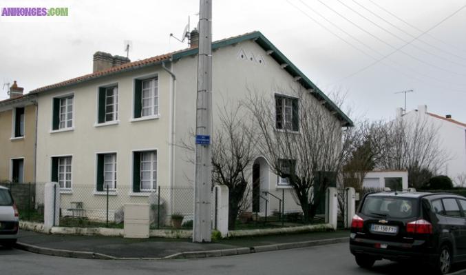 Maison 8 pièces sur terrain 400 m² env