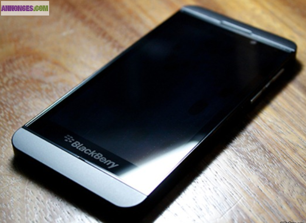 Blackberry Z10 (OEM) (Unlocked) (Black)
