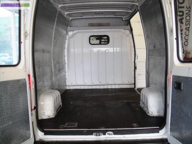 Peugeot Boxer 2.5 td fourgon tole 320lh