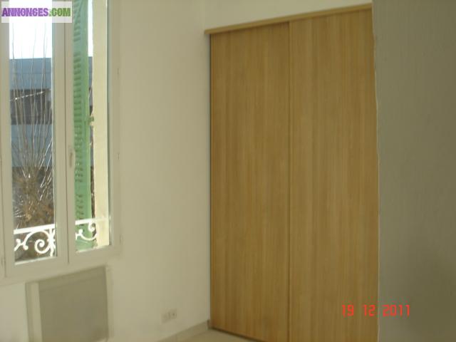 AVIGNON  dans villa P2 40M2 +TERRASSE/JARDINET 550 EUROS