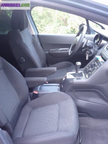 Monospace 5008 peugeot