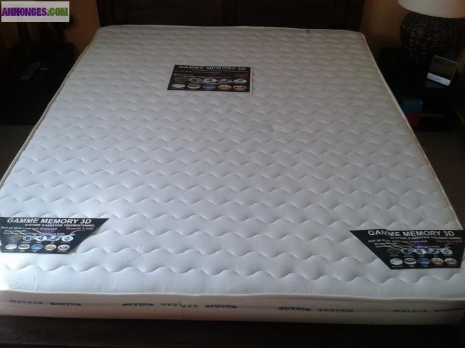 MATELAS MEMOIRE DE FORMES TOUT NEUF