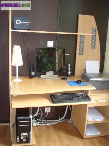 Bureau d'ordinateur