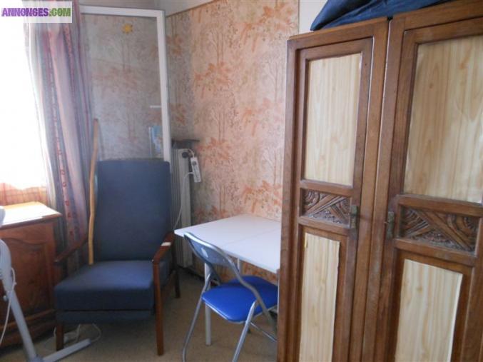 Fréjus/St Raphaël, chambre meublée 10m²