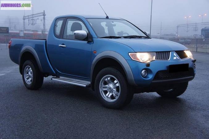 Mitsubishi L200 Club Cab Intense +