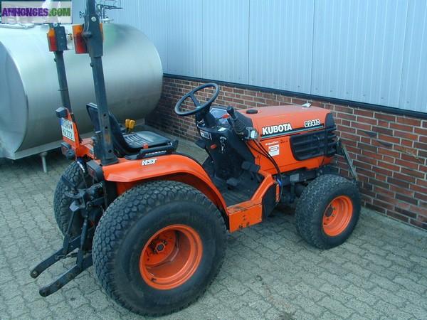 Micro tracteur Kubota B 2410 HDBS