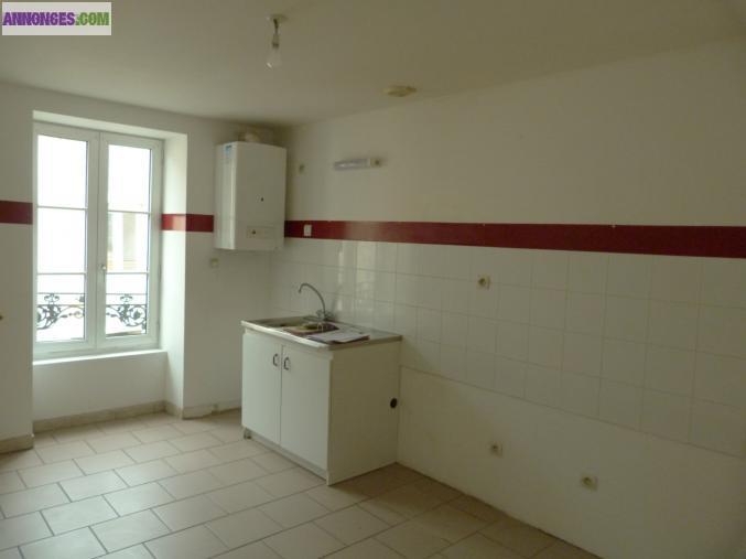 LOCATION F4 1er étage