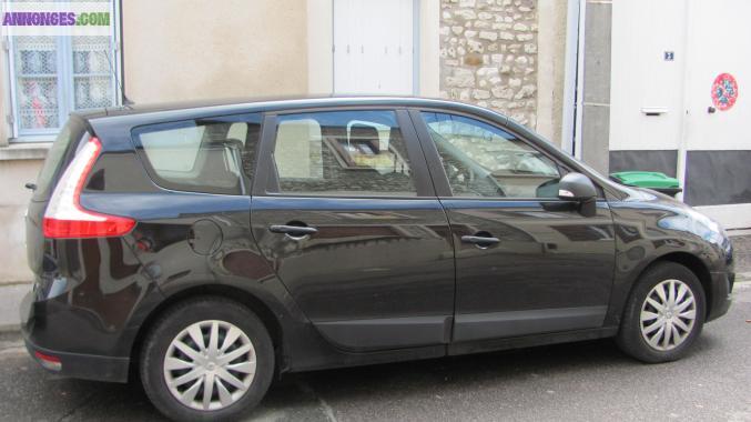 GRAND      SCÉNIC   AUTHENTIQUE 7 PLACESDCI 105 ECO 2