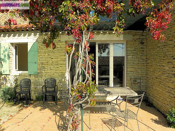 Vente bastidon de Luxe avec piscine à Gordes en Luberon