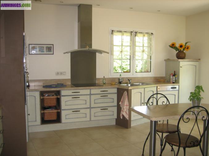 Vend villa de plain pied  comme neuve