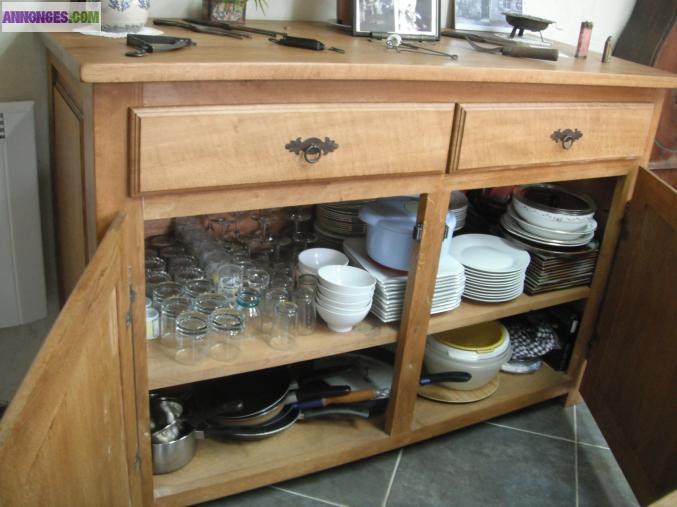 Buffet en chêne massif