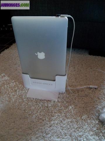 Magnifique Macbook Air 13 "avec équipements