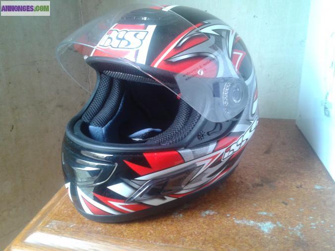 Casque moto