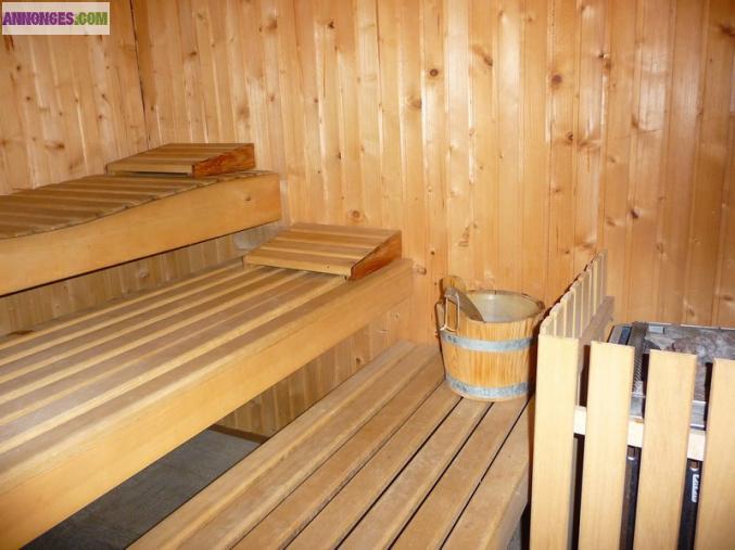 Vacances dans résidence avec piscine et sauna