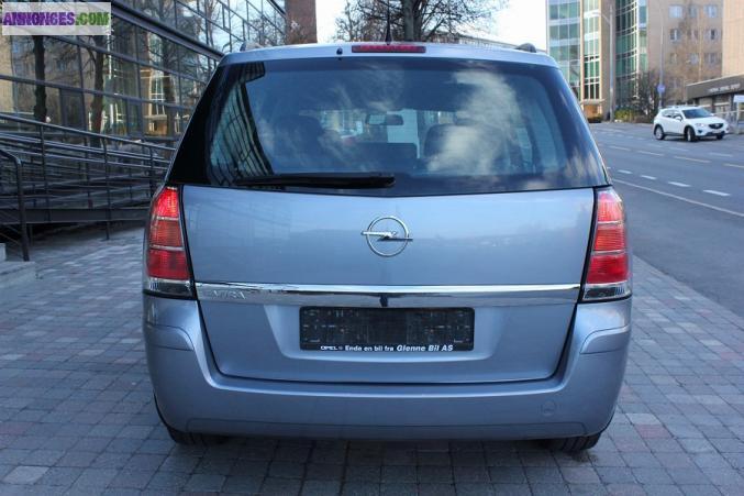 Opel Zafira ii 1.9 cdti 120 elegance
