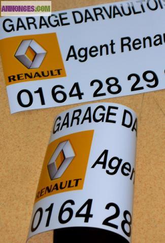 Plaque magnetique avec lettrage adhesif  logo pour auto utilitaire